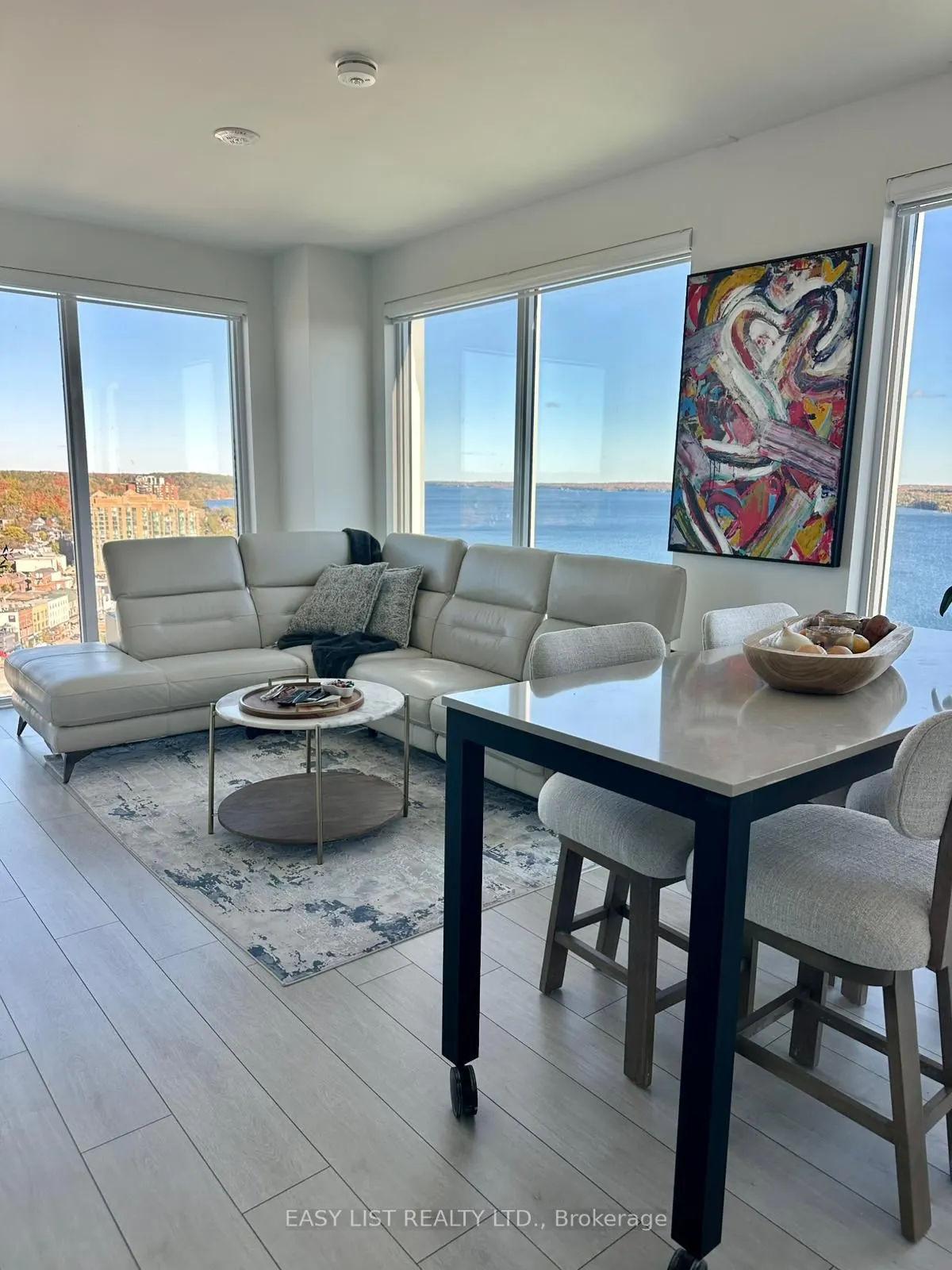 39 Mary Street, #2008