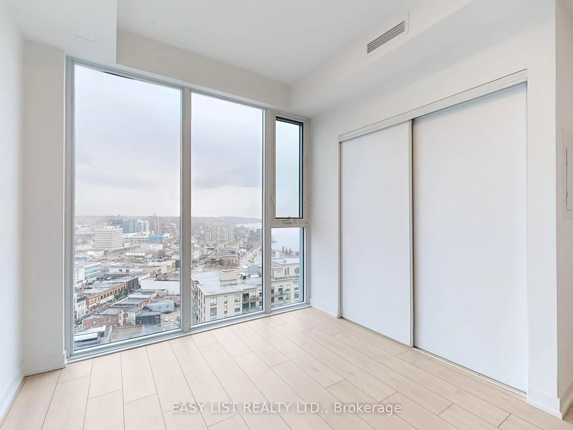 39 Mary Street, #2008