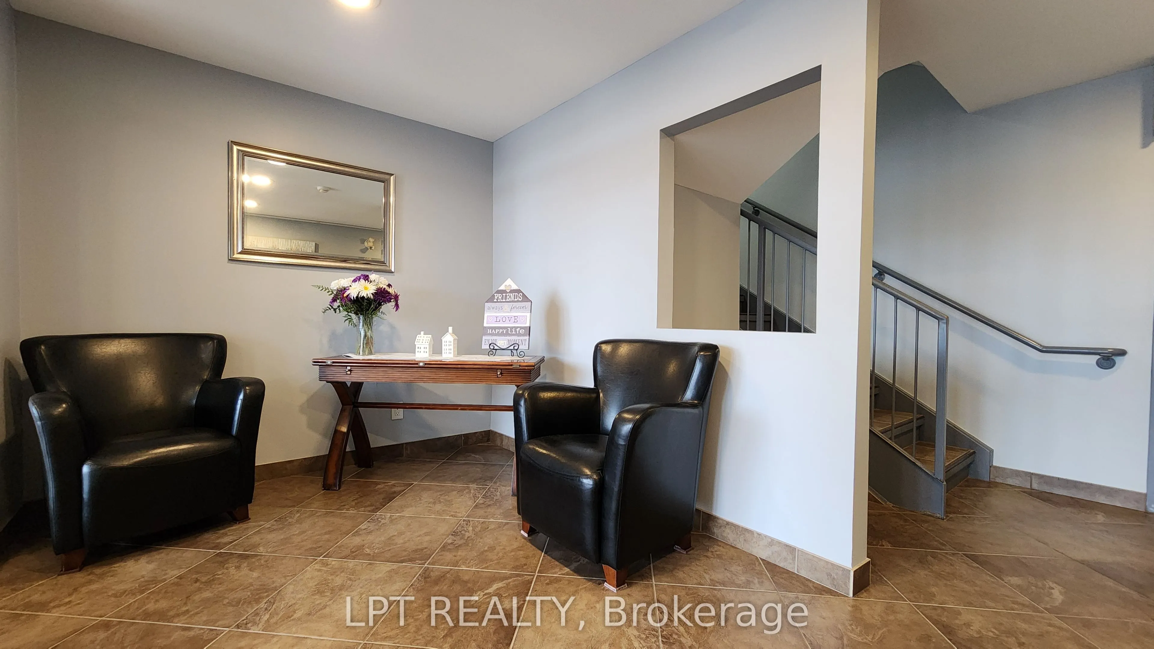 500 Mapleview Drive W, #110