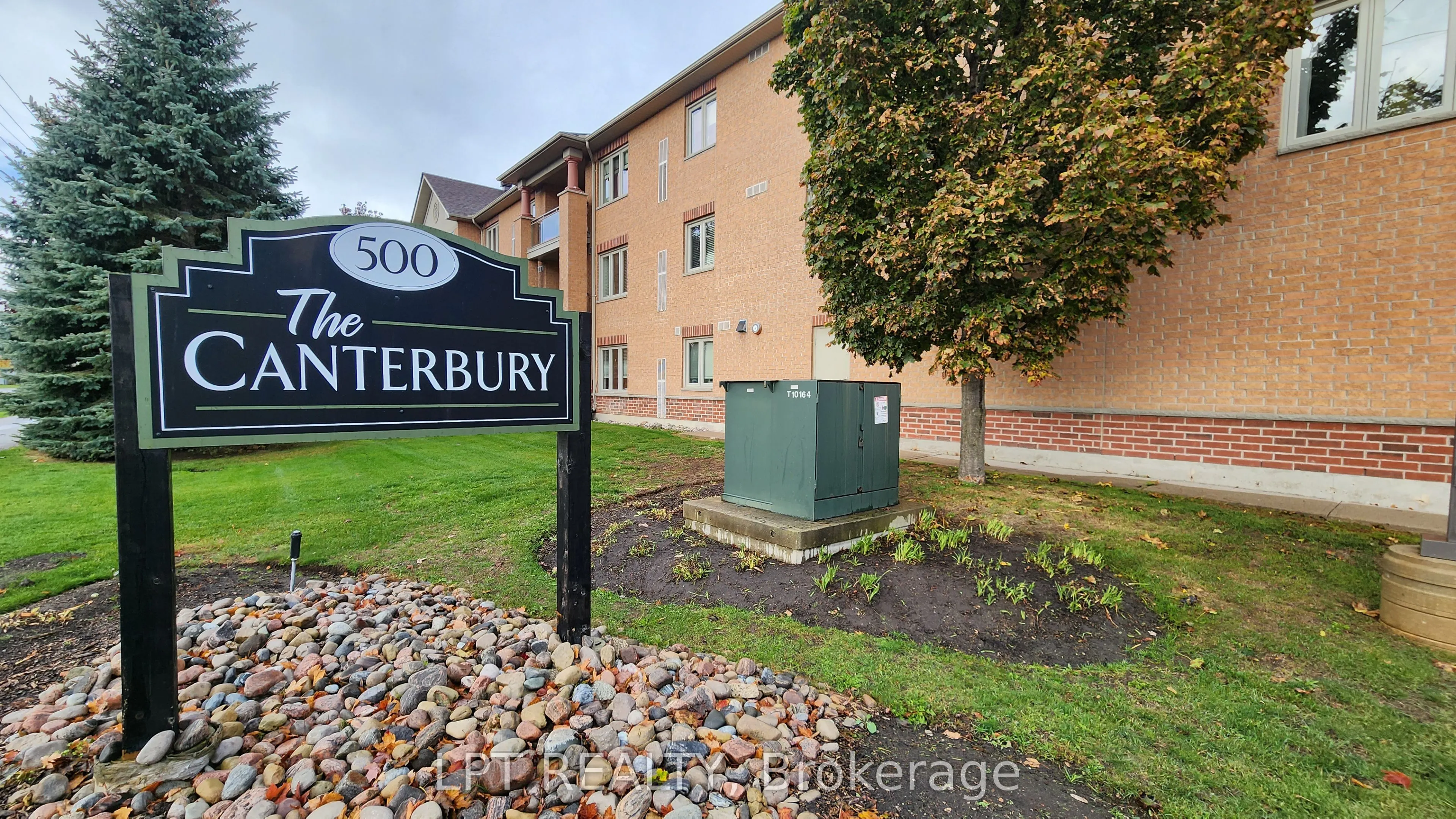 500 Mapleview Drive W, #110