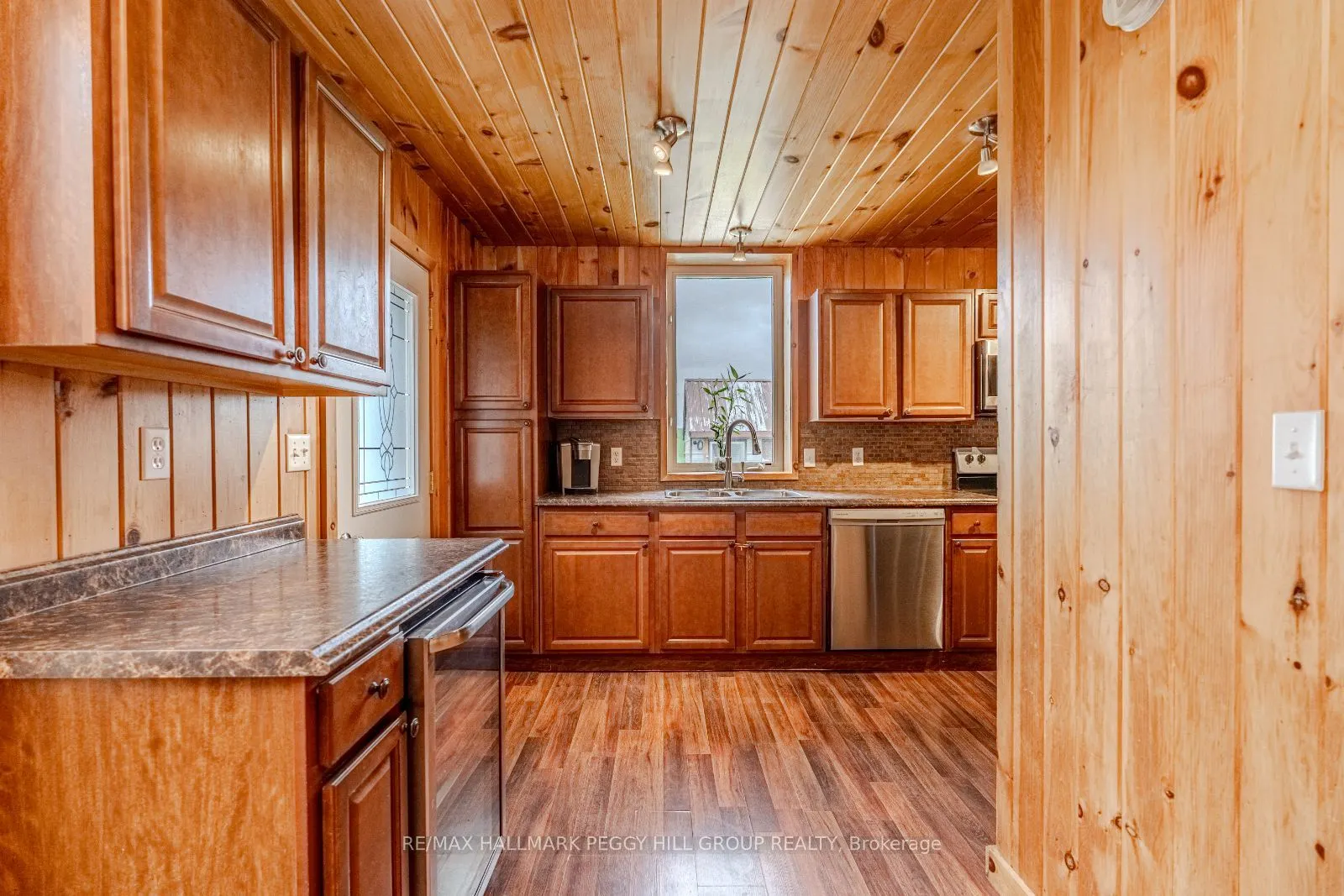 1601 Penetanguishene Road