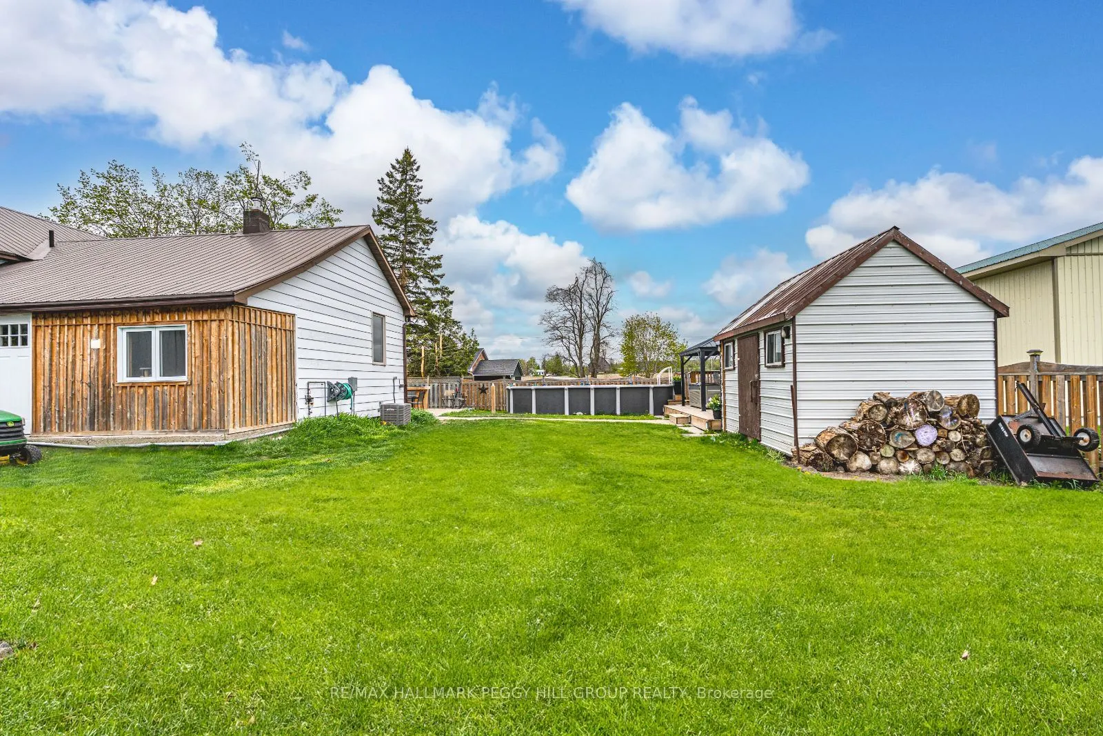 1601 Penetanguishene Road