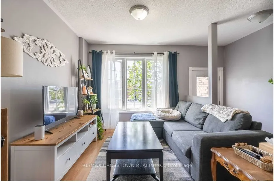 34 Willow Drive, #Main