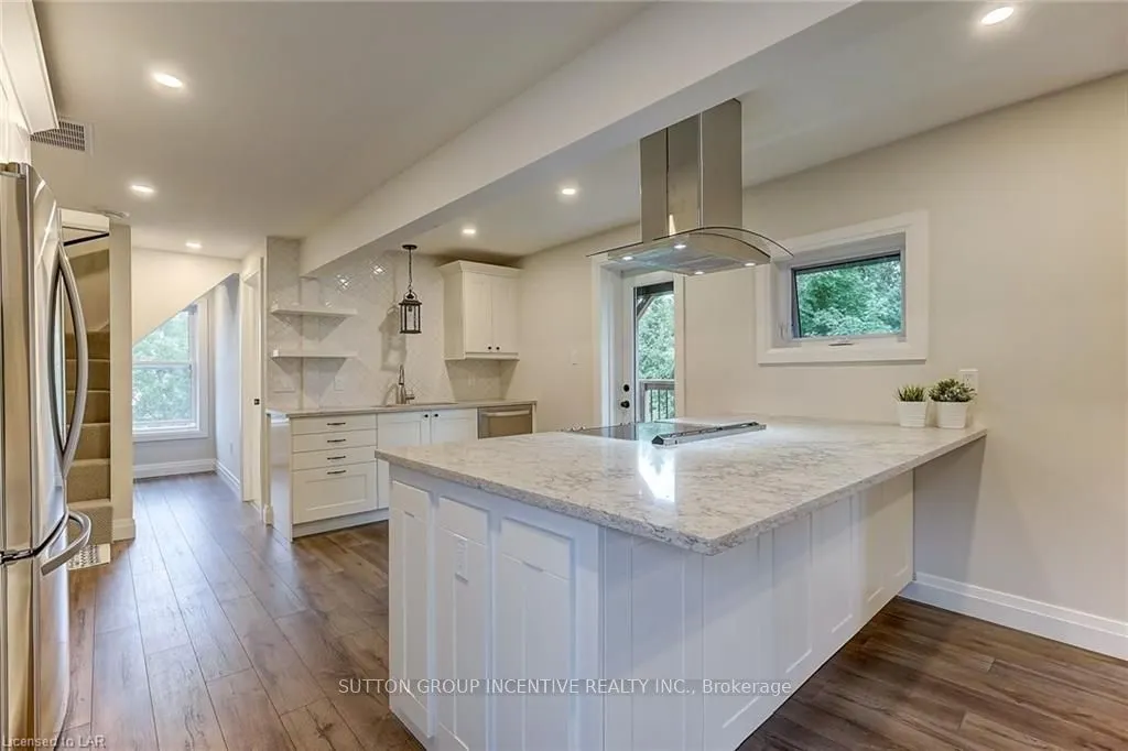234 LACLIE Street #1