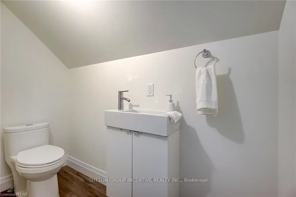 234 LACLIE Street, #1