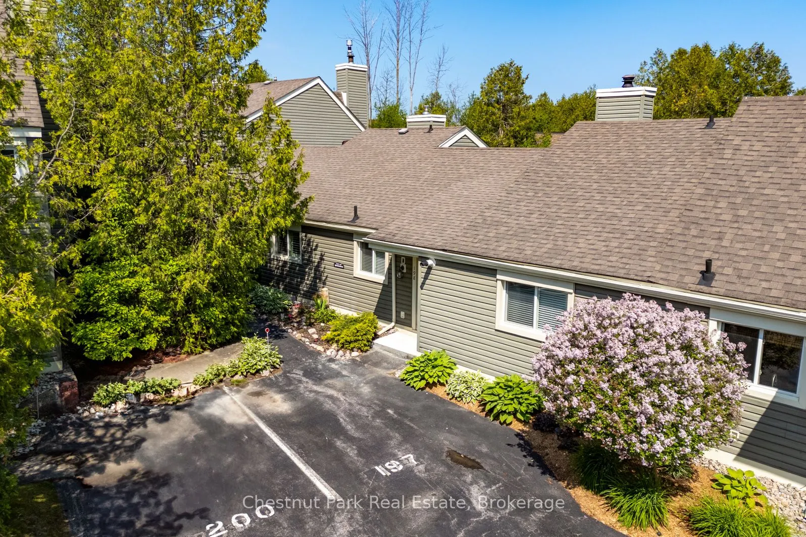 197 Escarpment Crescent, #7