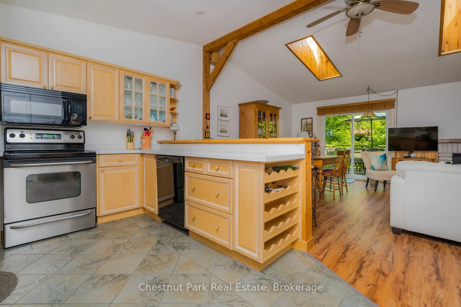 197 Escarpment Crescent, #7