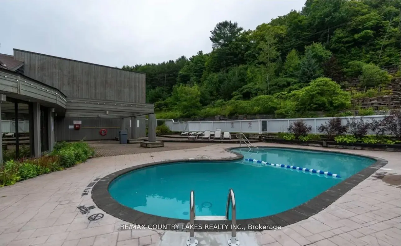 40 Horseshoe Boulevard, #203