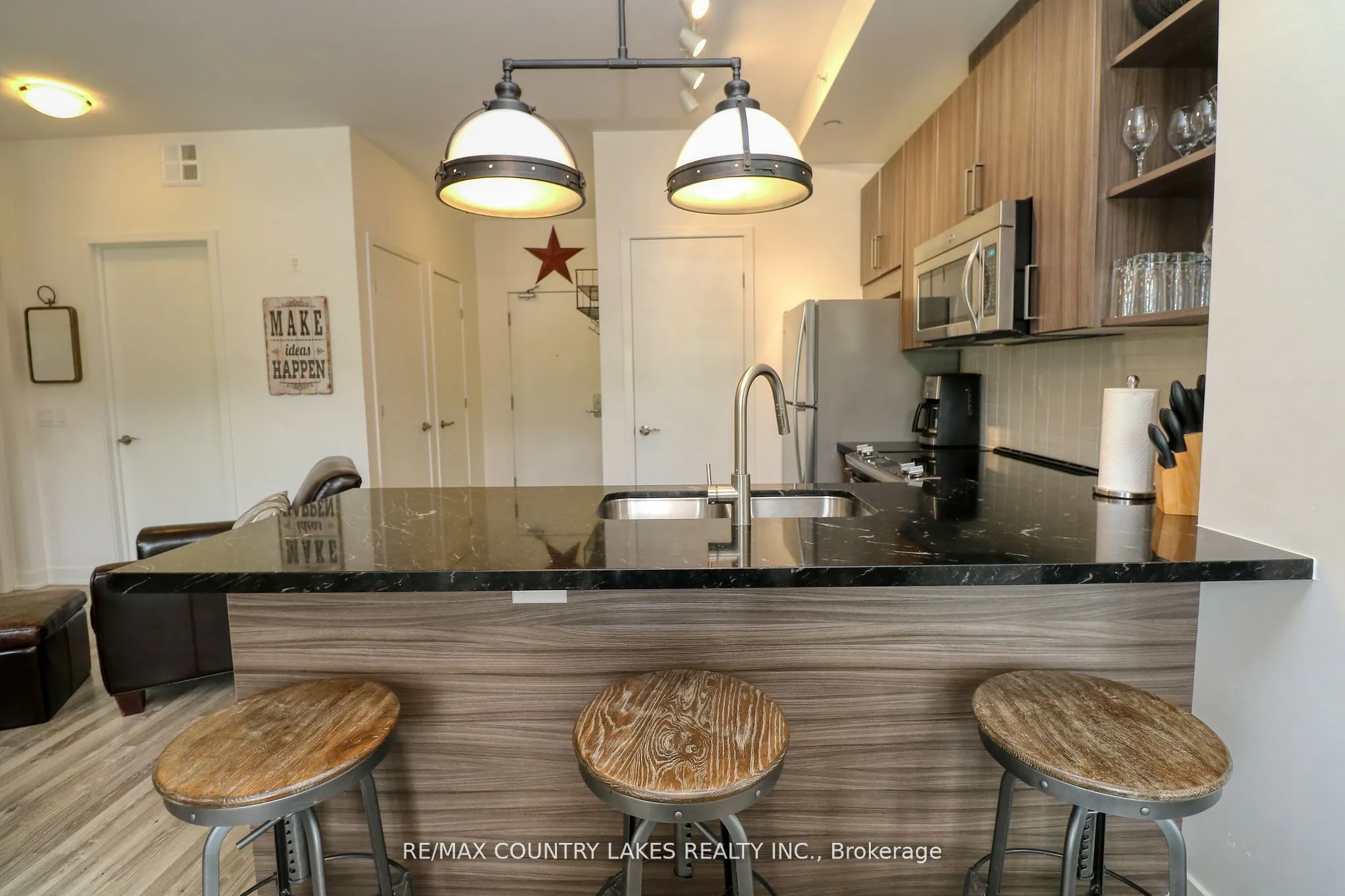 40 Horseshoe Boulevard, #203