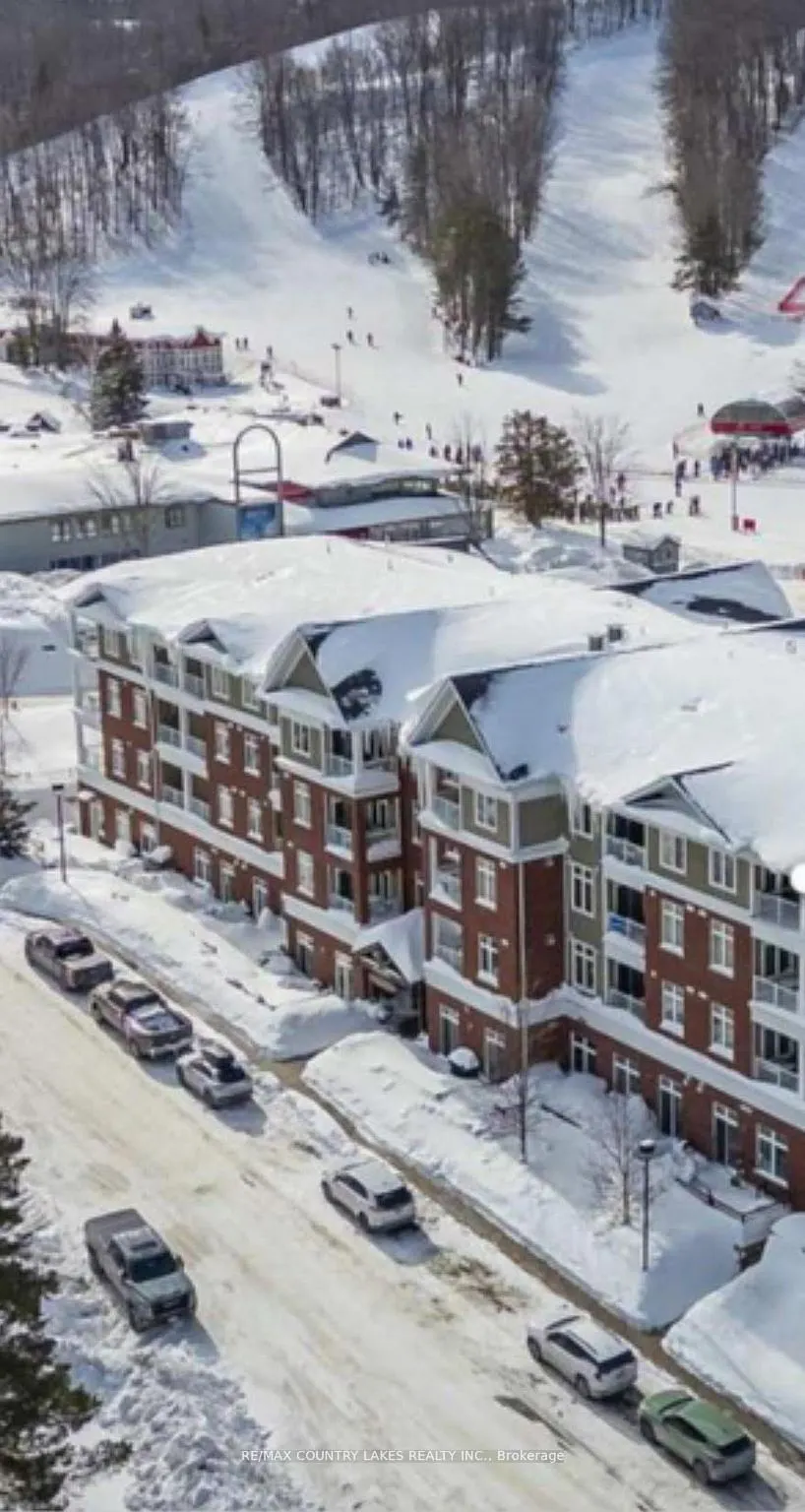 40 Horseshoe Boulevard, #203