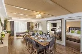 9 Harbour Street, #5117-5119