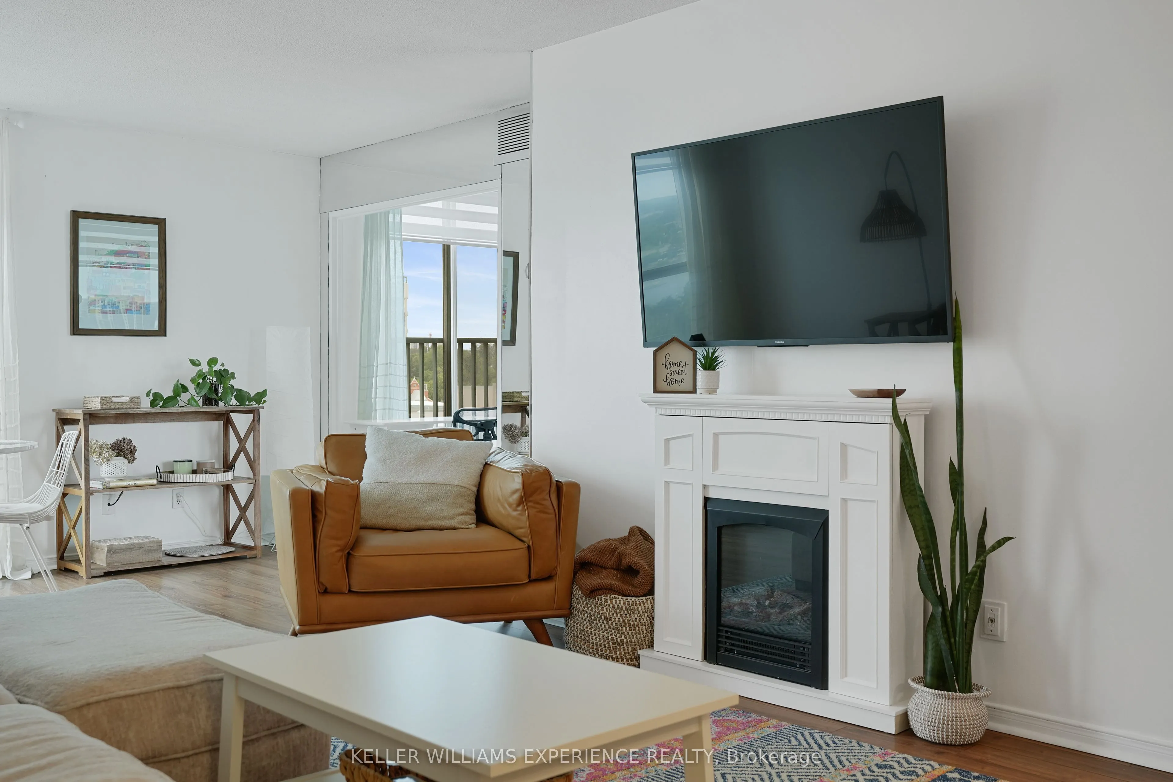 150 Dunlop Street E, #903