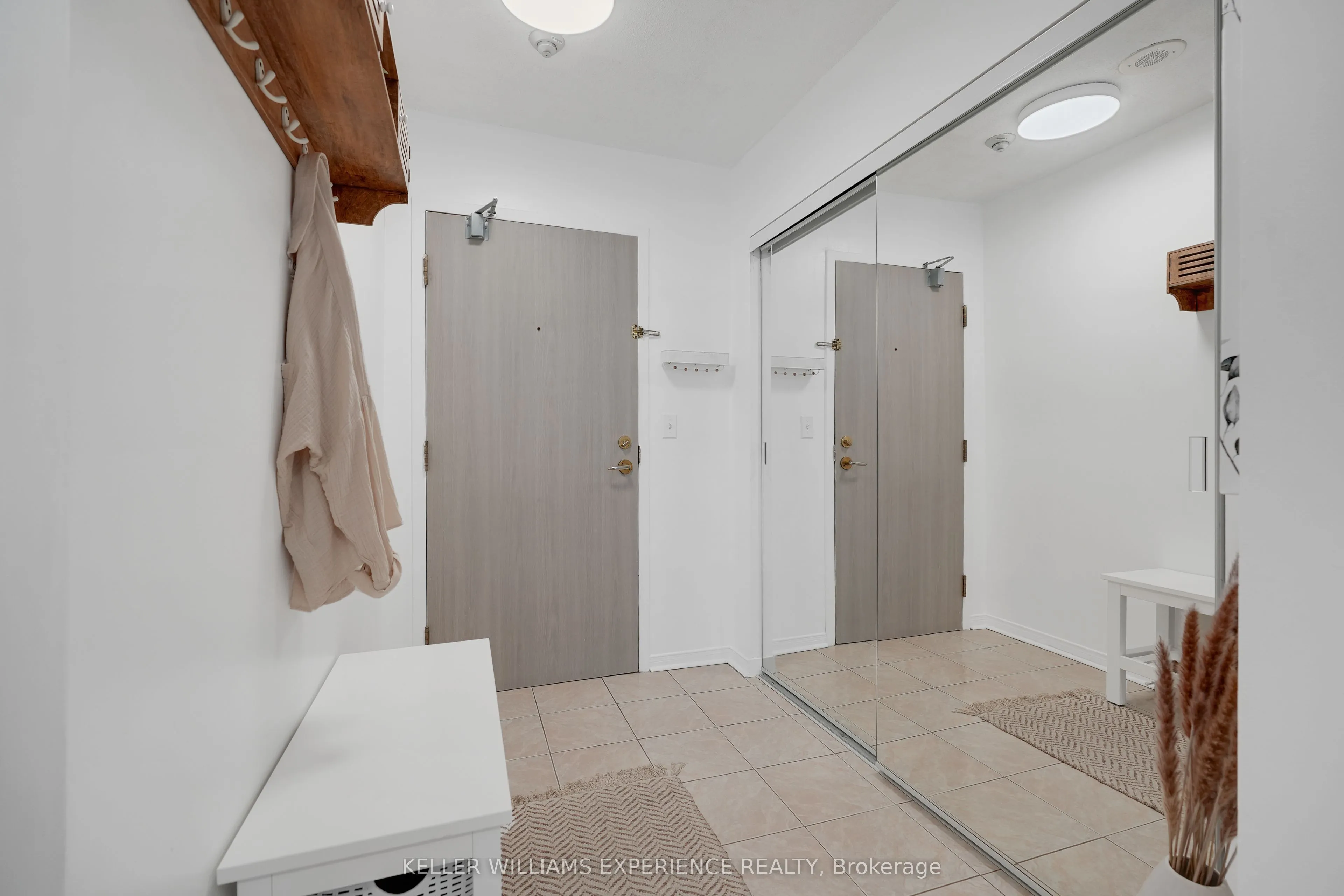 150 Dunlop Street E, #903