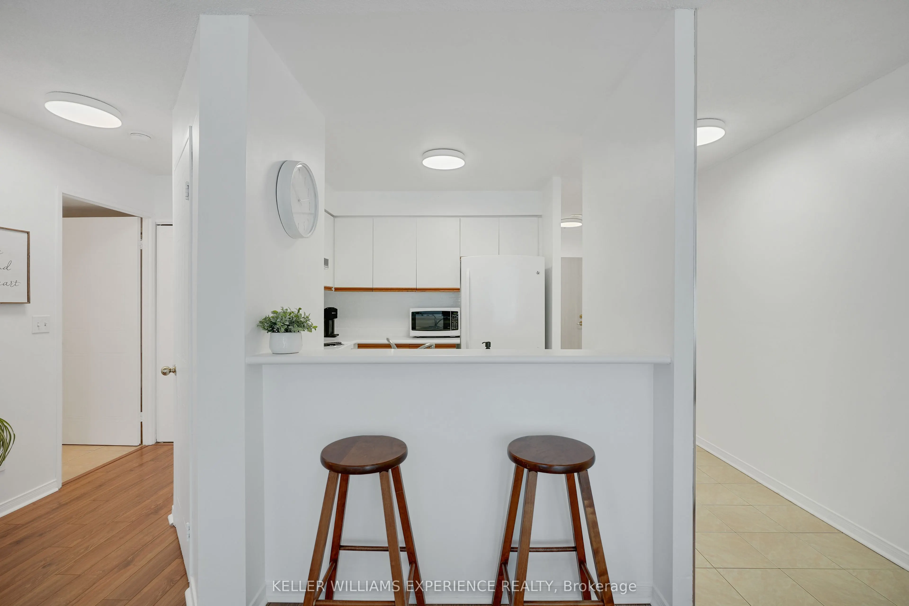 150 Dunlop Street E, #903