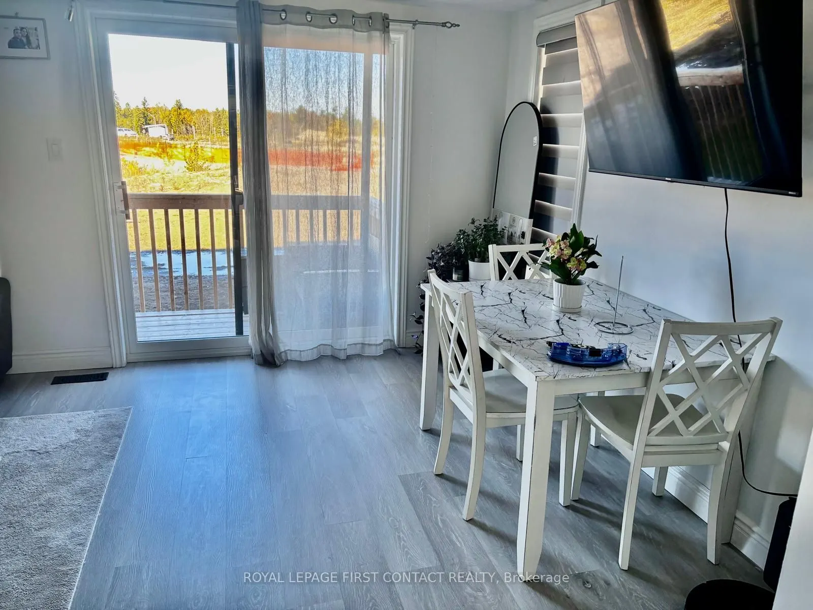 21 Blue Forest Crescent