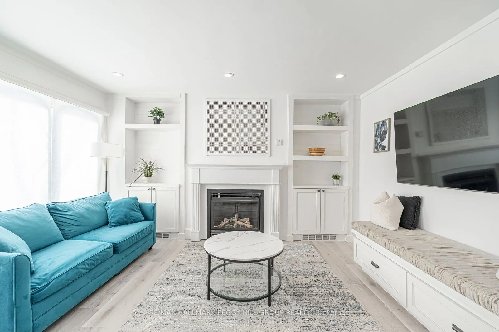 54 Sophia Street E, #Main