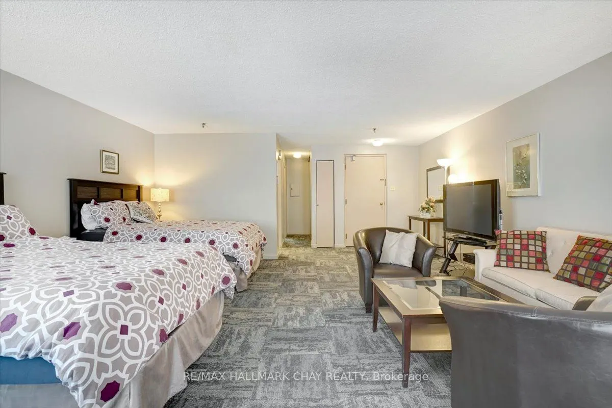 181 Collier Street, #204