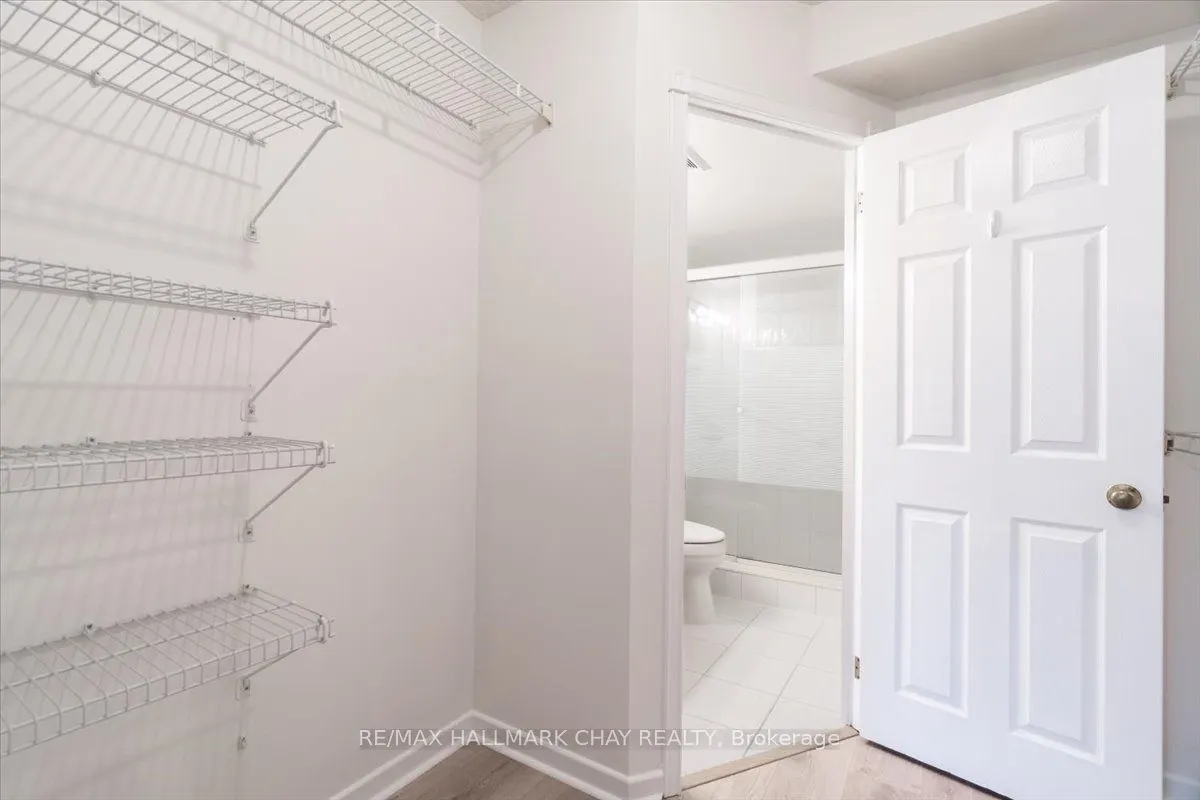 181 Collier Street, #204