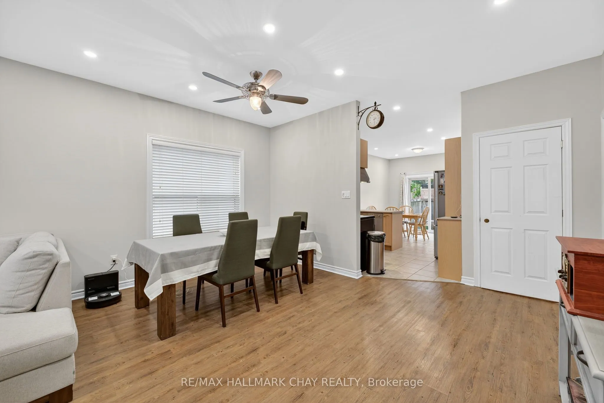 158 Pringle Drive, #Upper