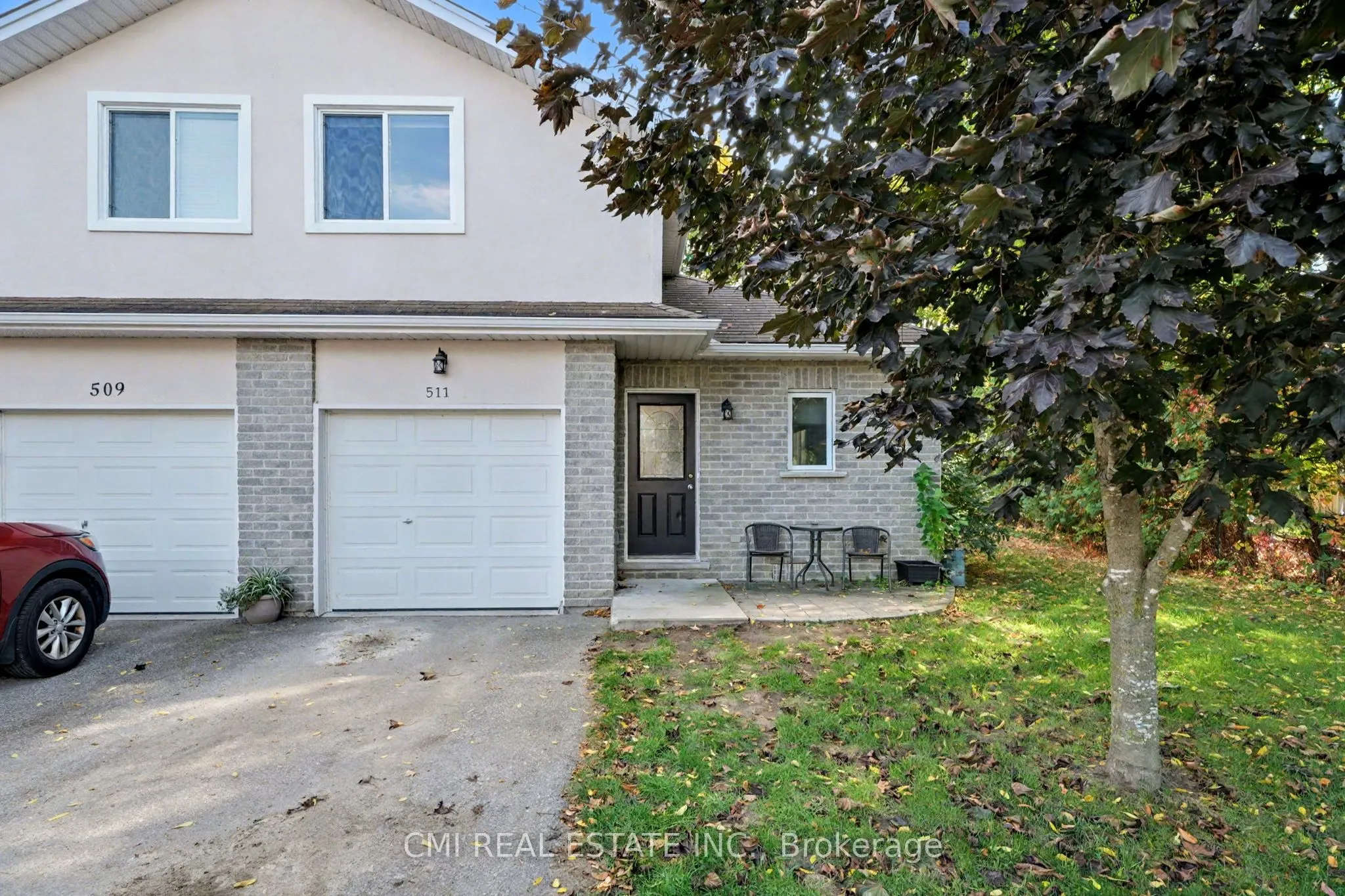 511 Thomas Street, #1