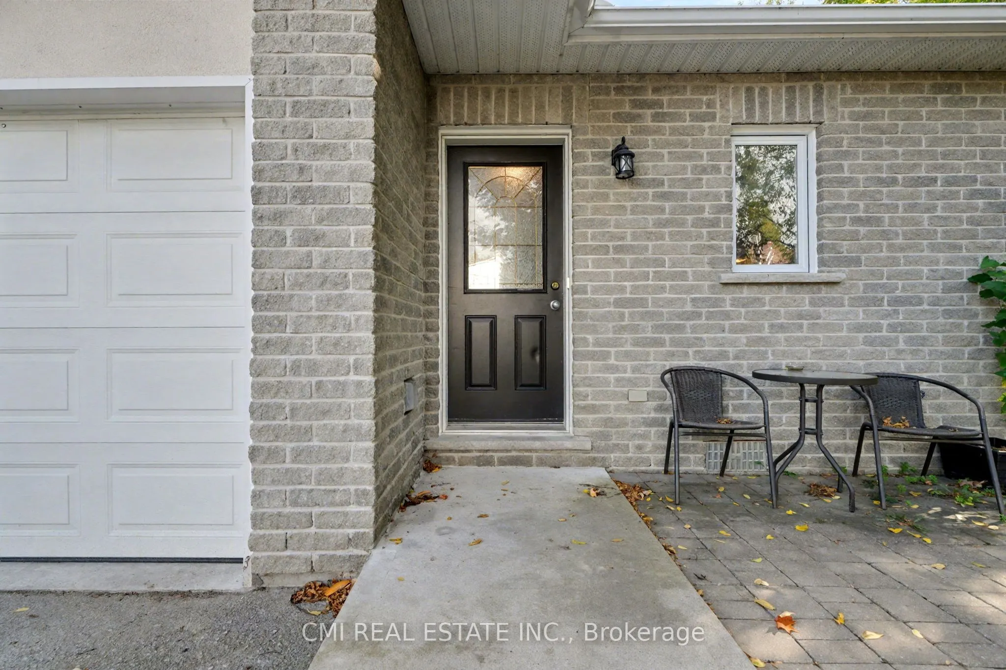 511 Thomas Street, #1