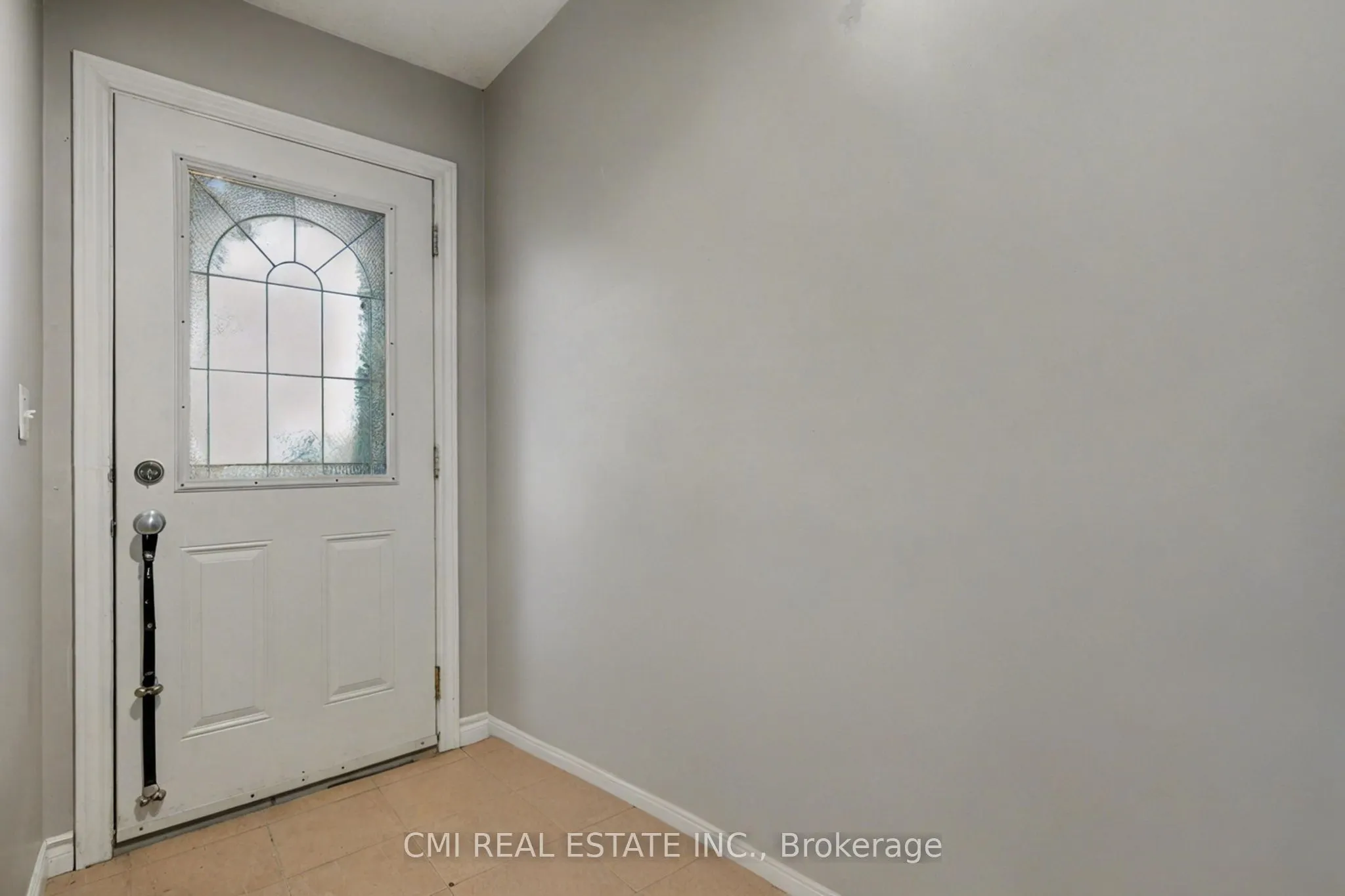 511 Thomas Street, #1