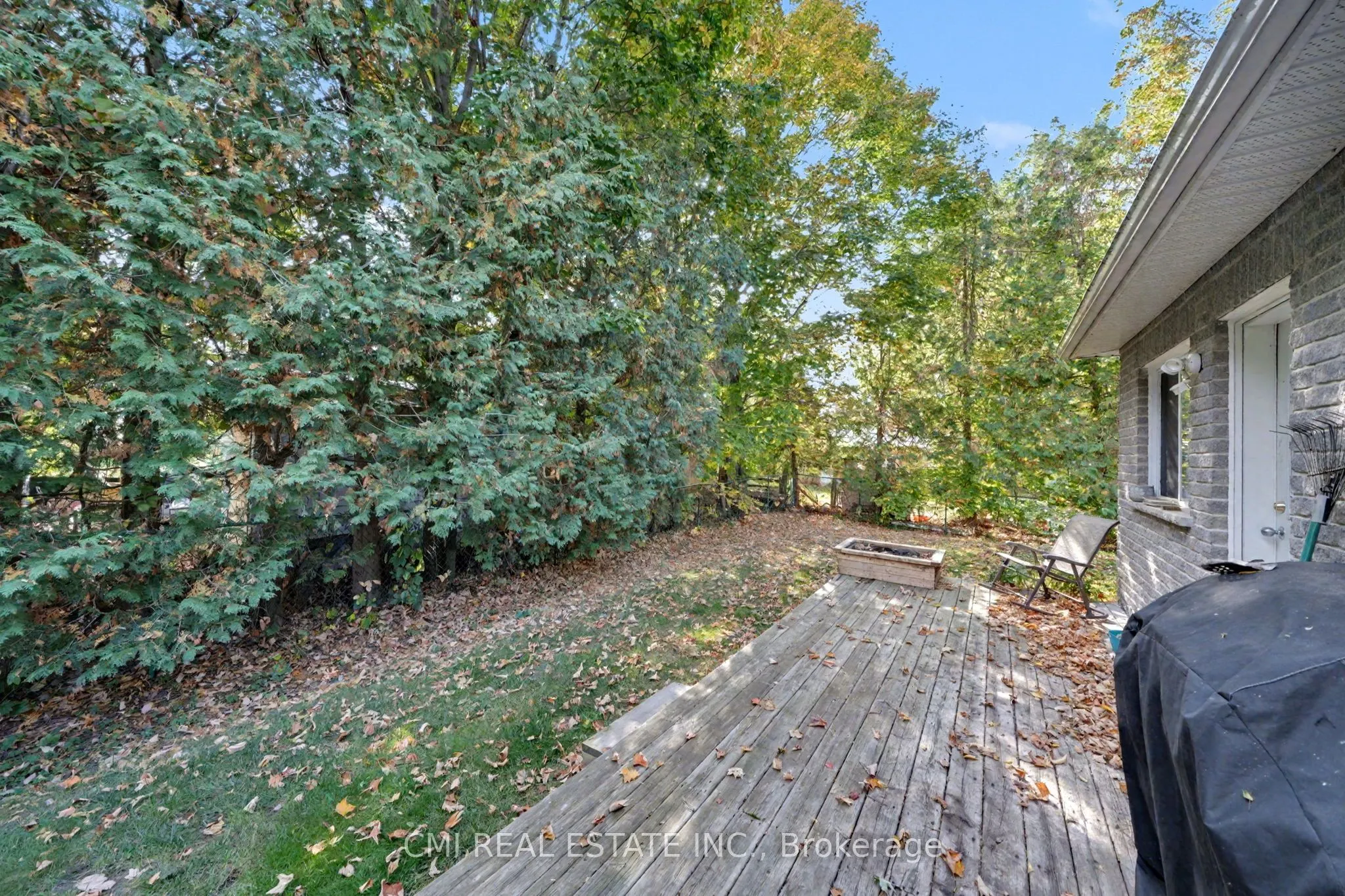 511 Thomas Street, #1