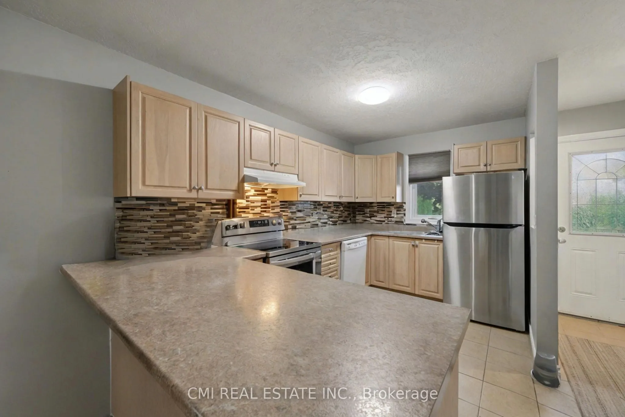 511 Thomas Street, #1