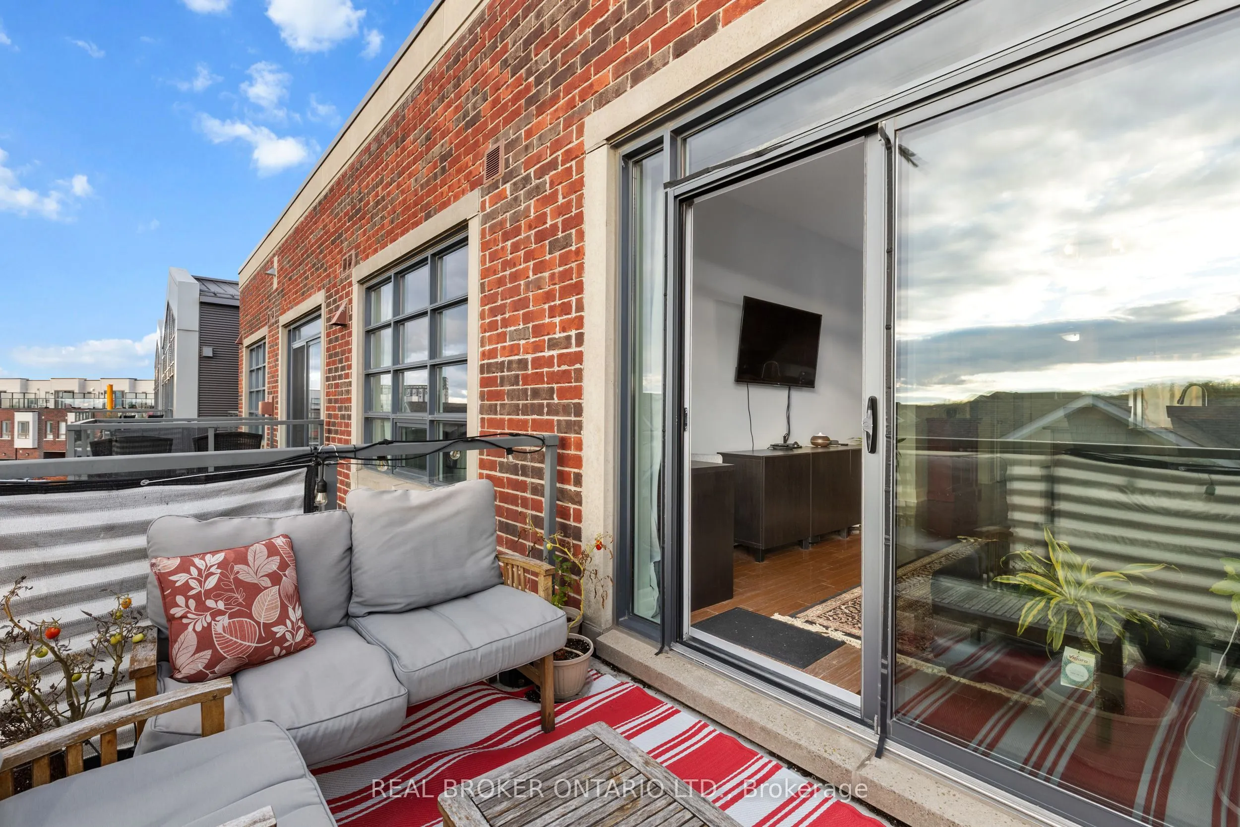 1 Shipyard Lane, #302