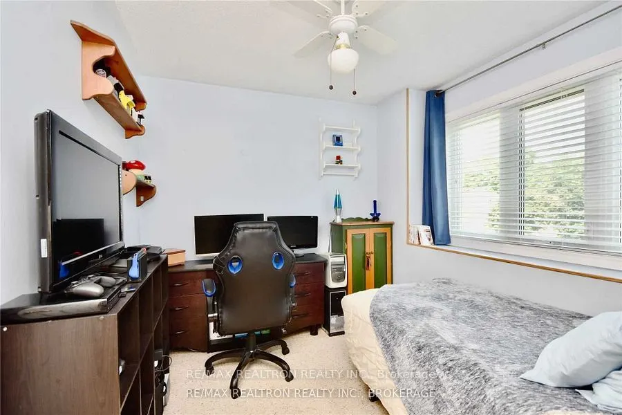 115 Copeman Crescent