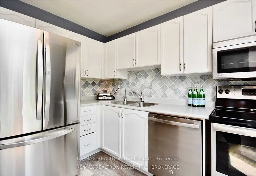 115 Copeman Crescent