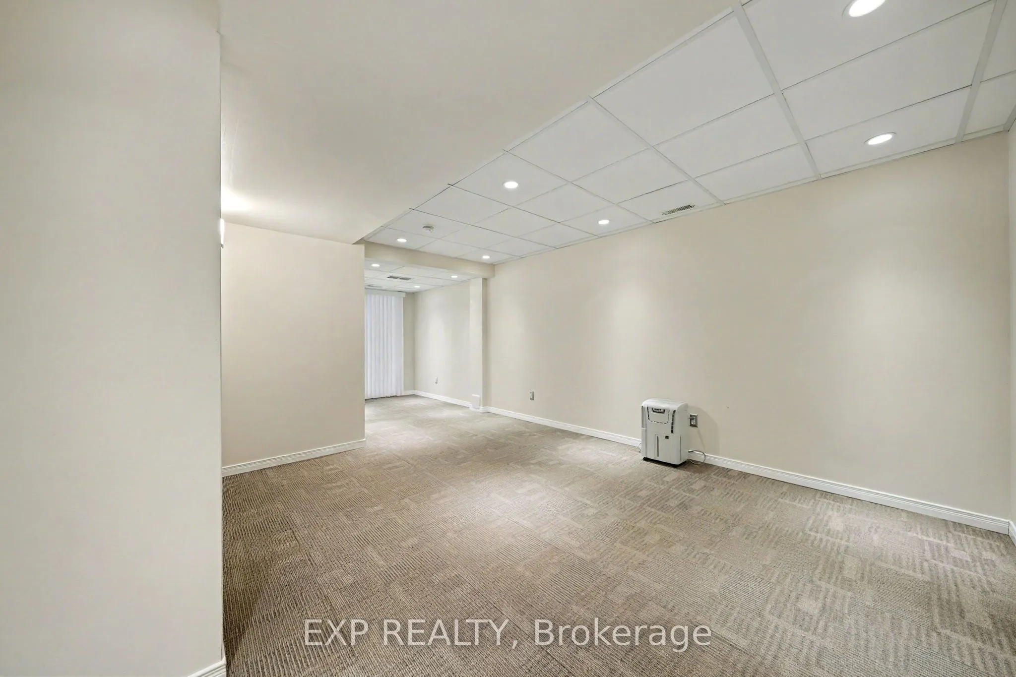 56 Hawthorne Crescent