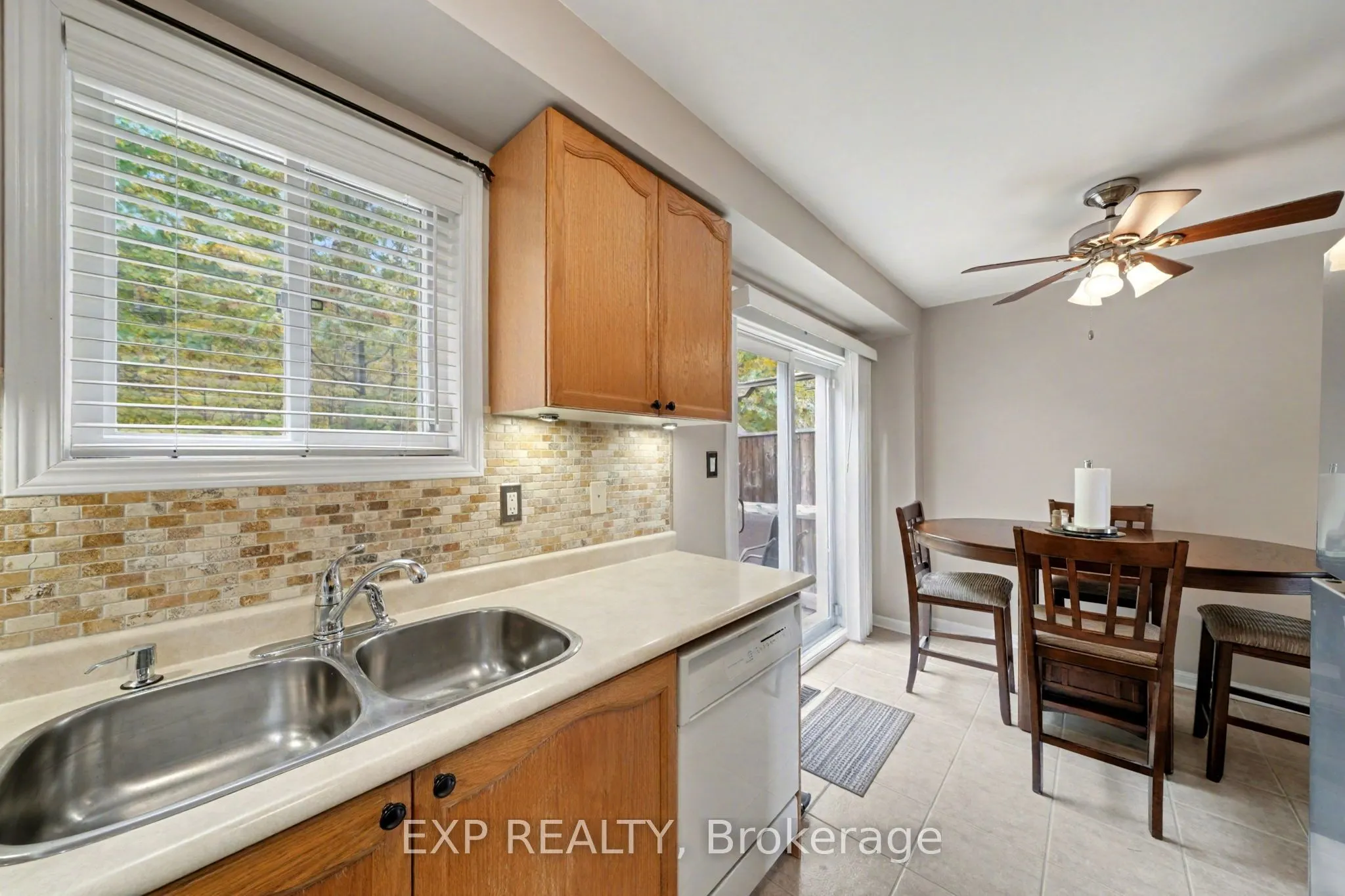 56 Hawthorne Crescent