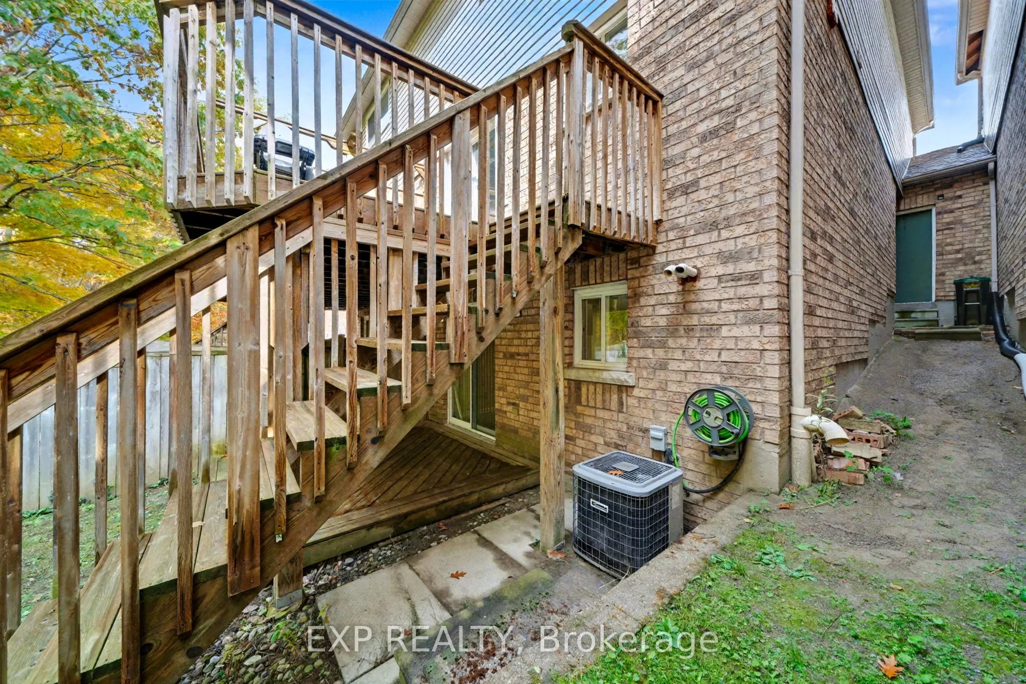 56 Hawthorne Crescent