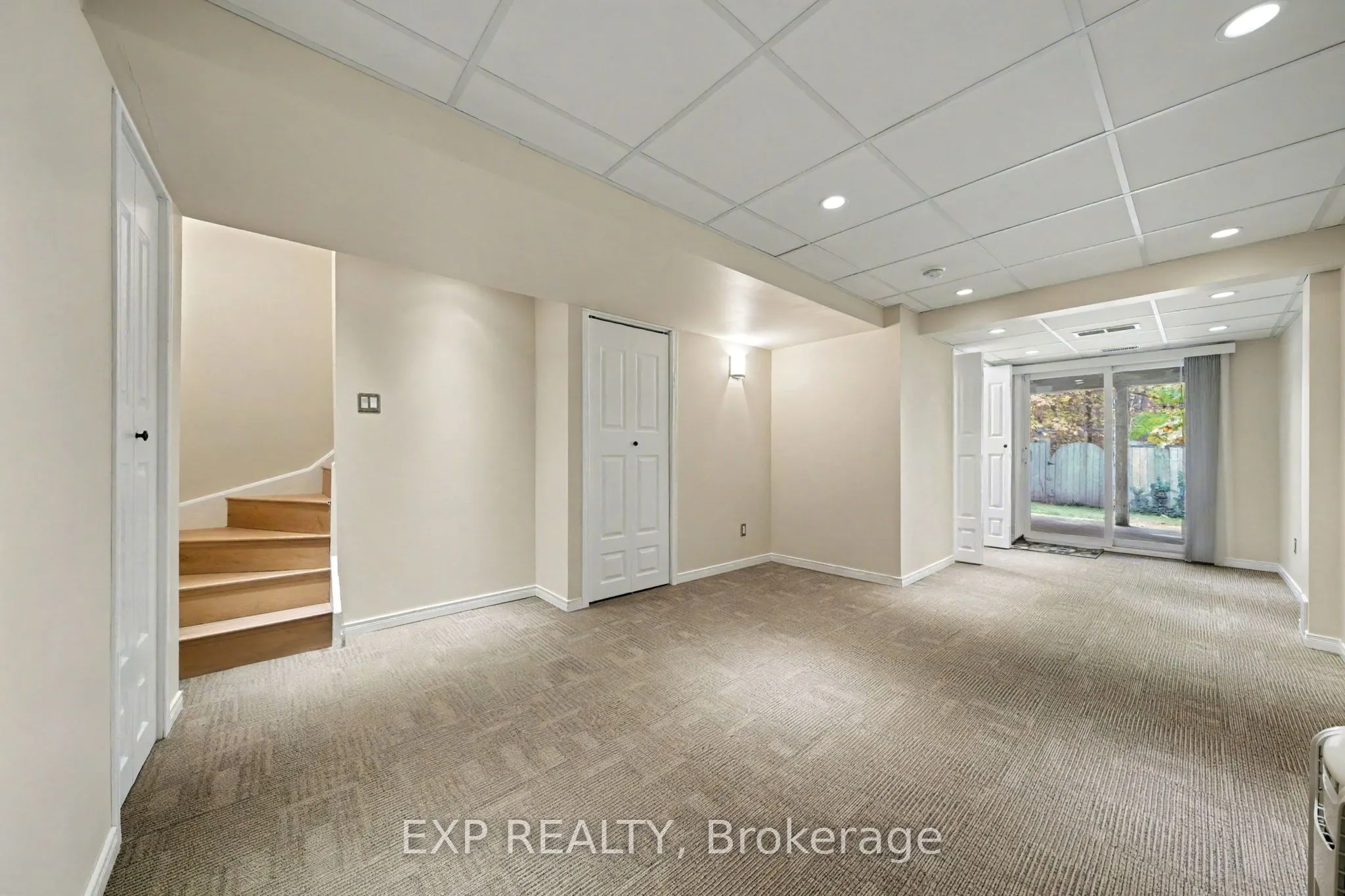 56 Hawthorne Crescent