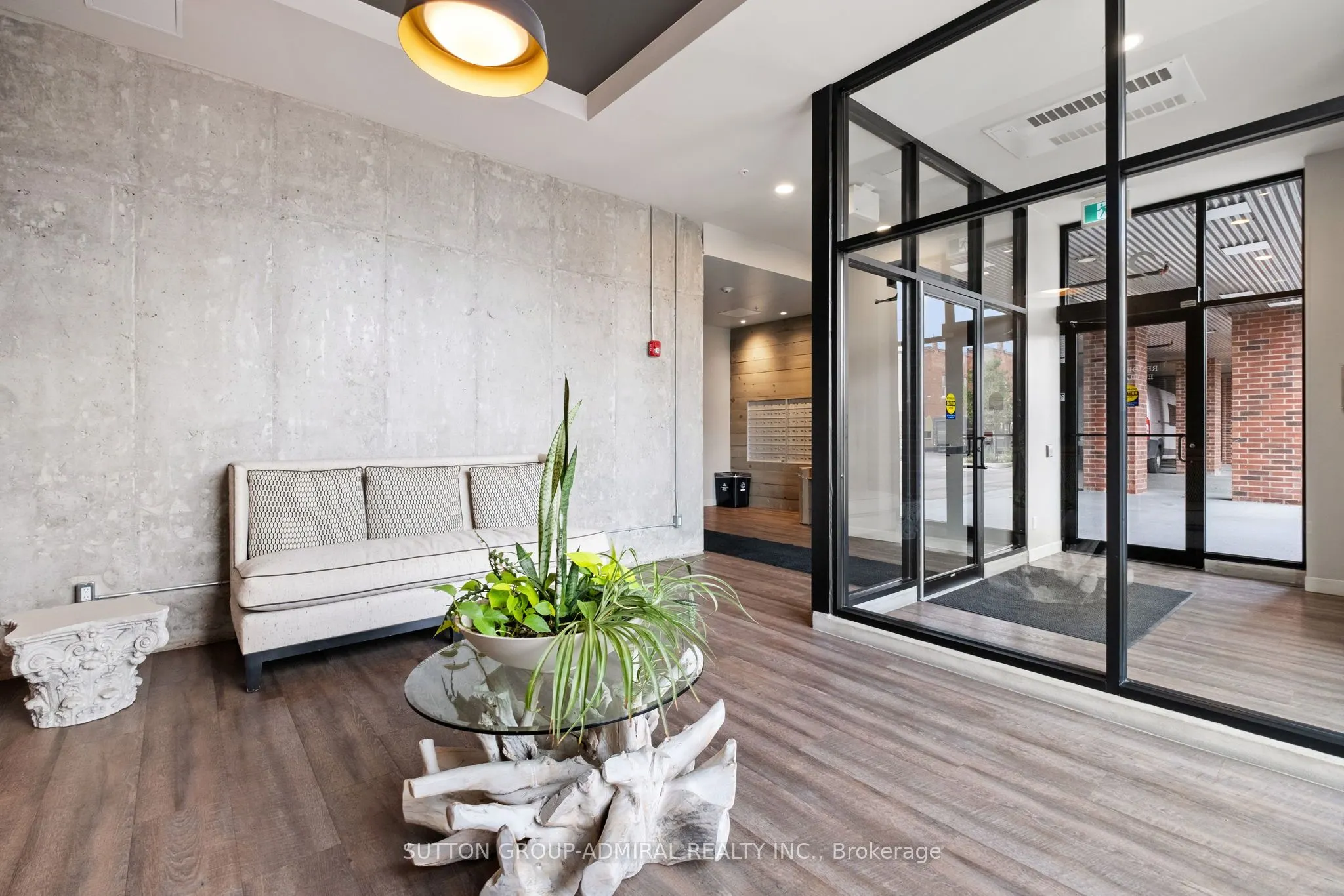 21 Matchedash Street #305