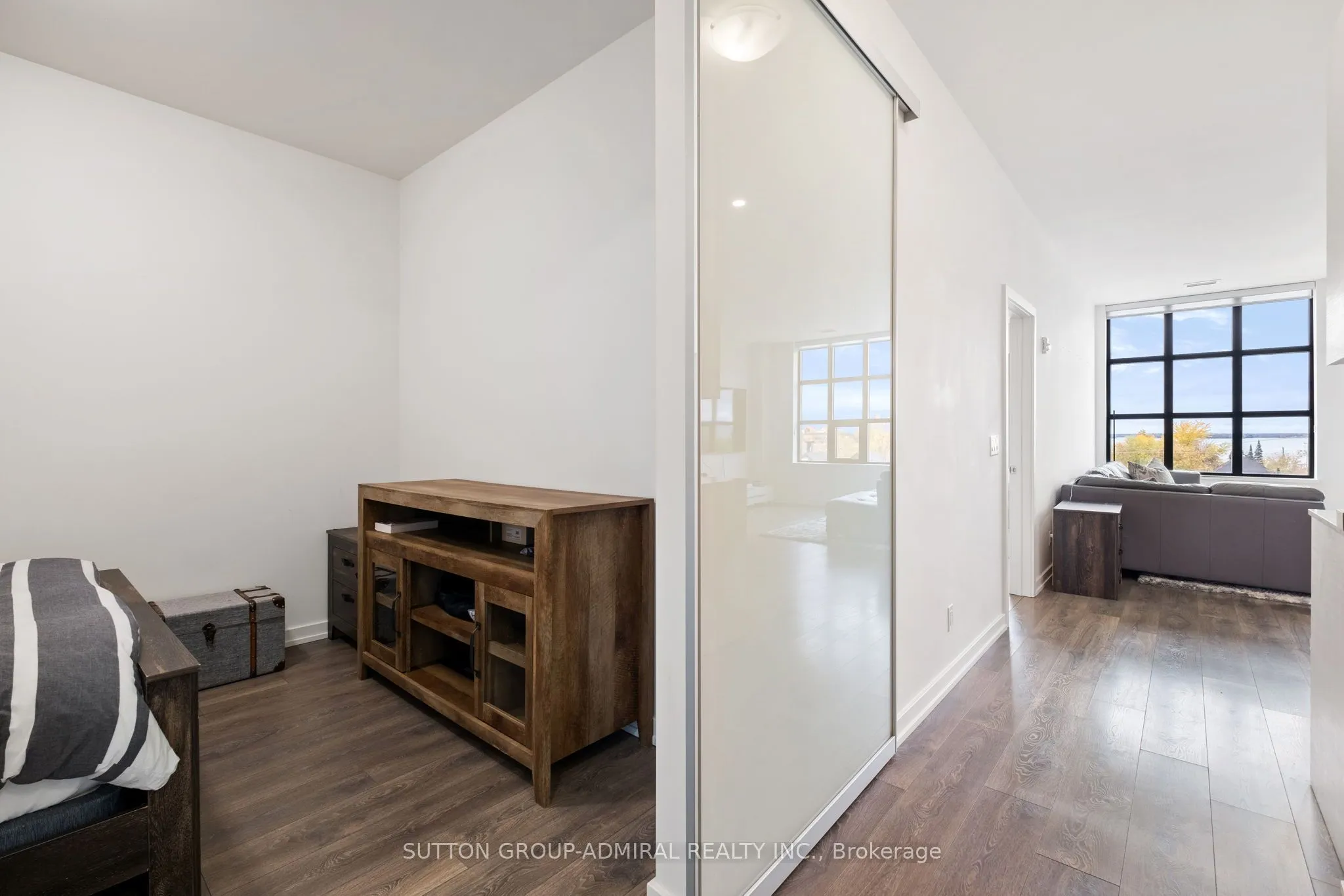 21 Matchedash Street, #305