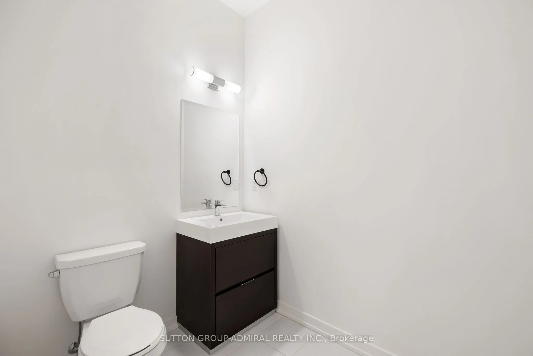 21 Matchedash Street, #305