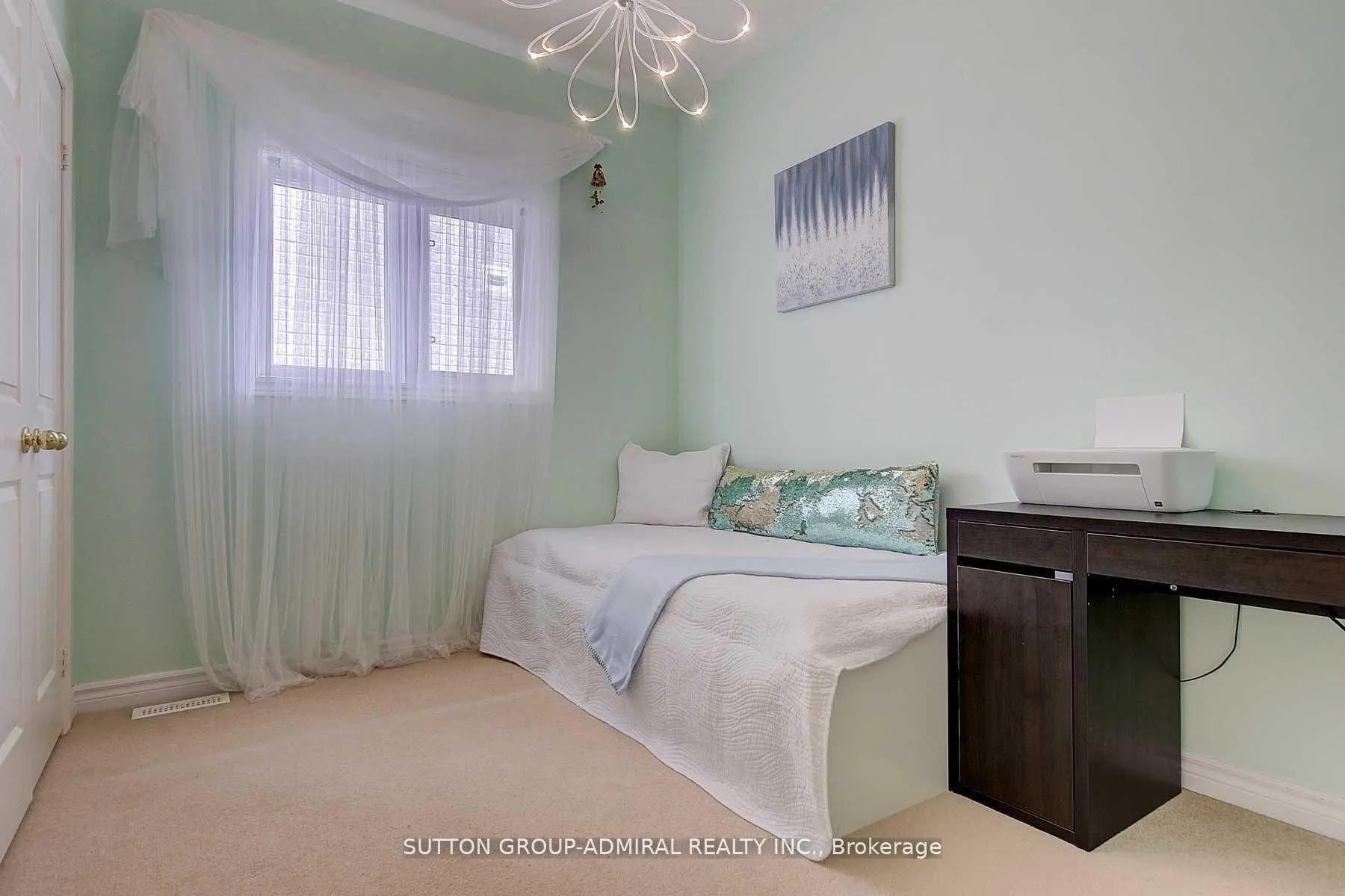 21 Black Ash Trail S