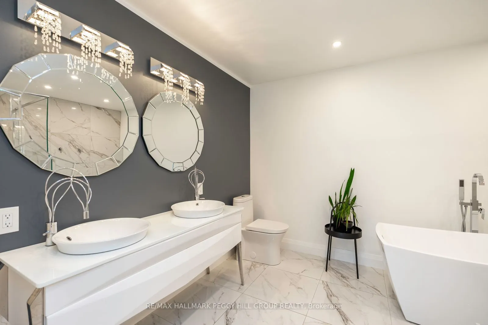 127 Goldfinch Crescent