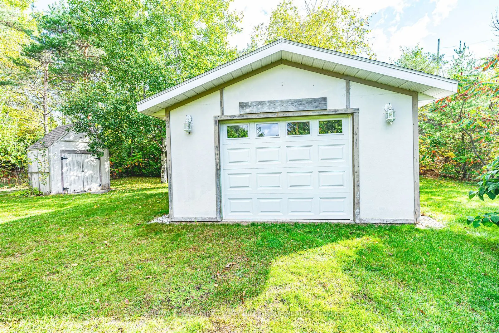 127 Goldfinch Crescent