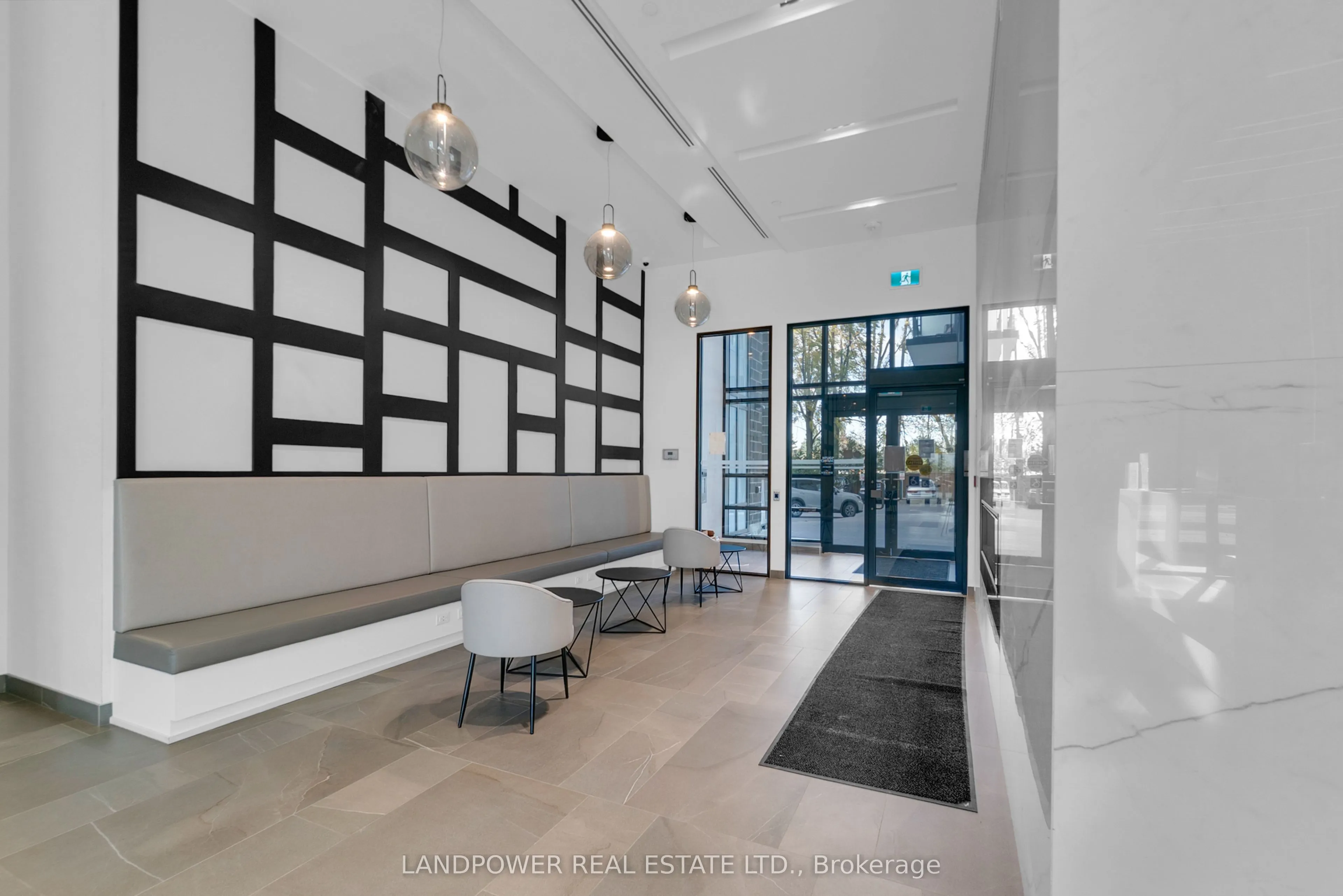 681 Yonge Street, #PH719