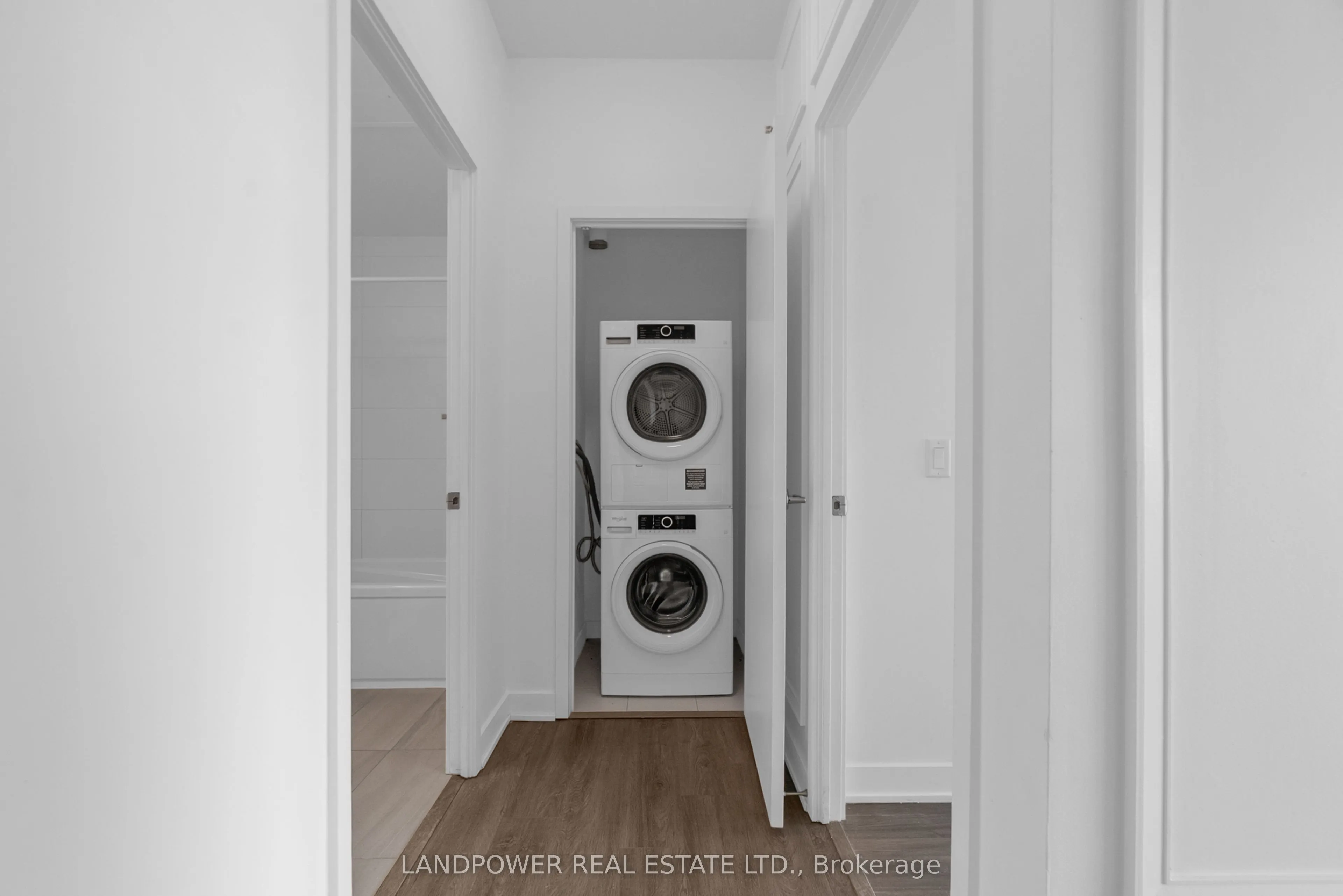 681 Yonge Street, #PH719