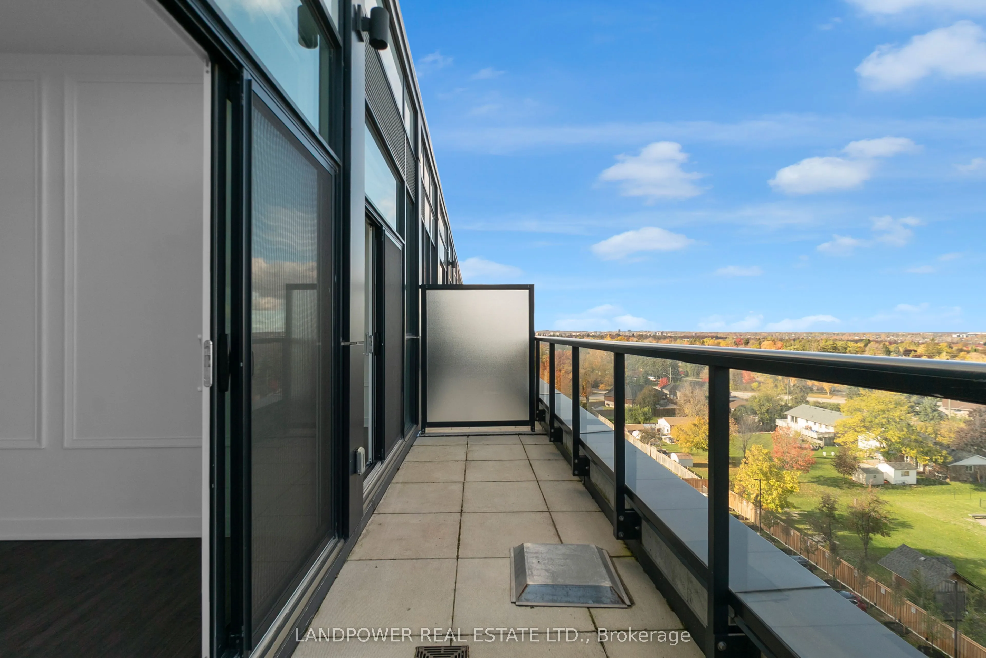 681 Yonge Street, #PH719