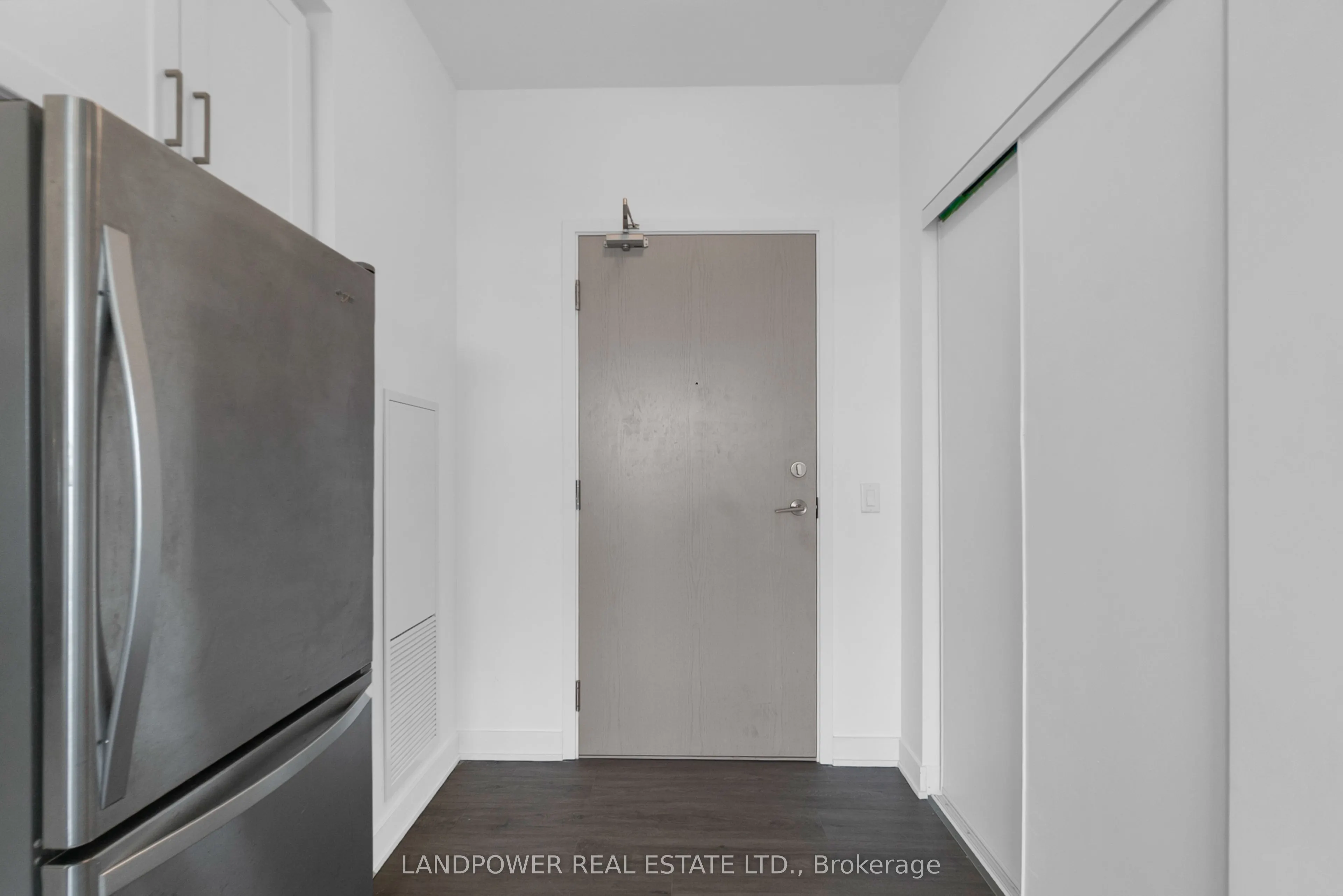 681 Yonge Street, #PH719