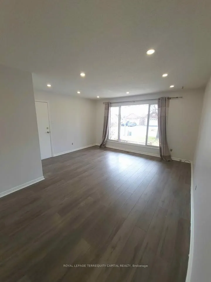 98 Buchanan Street, #Upper