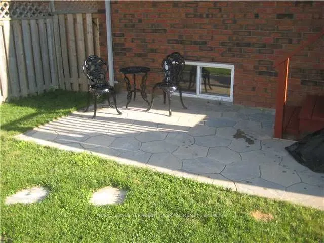 98 Buchanan Street, #Upper