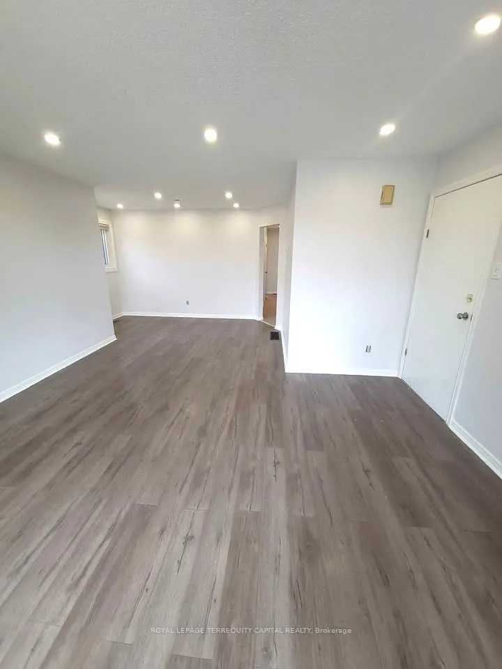 98 Buchanan Street, #Upper