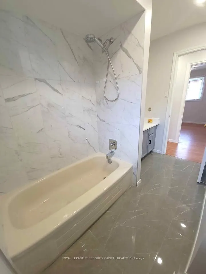 98 Buchanan Street, #Upper