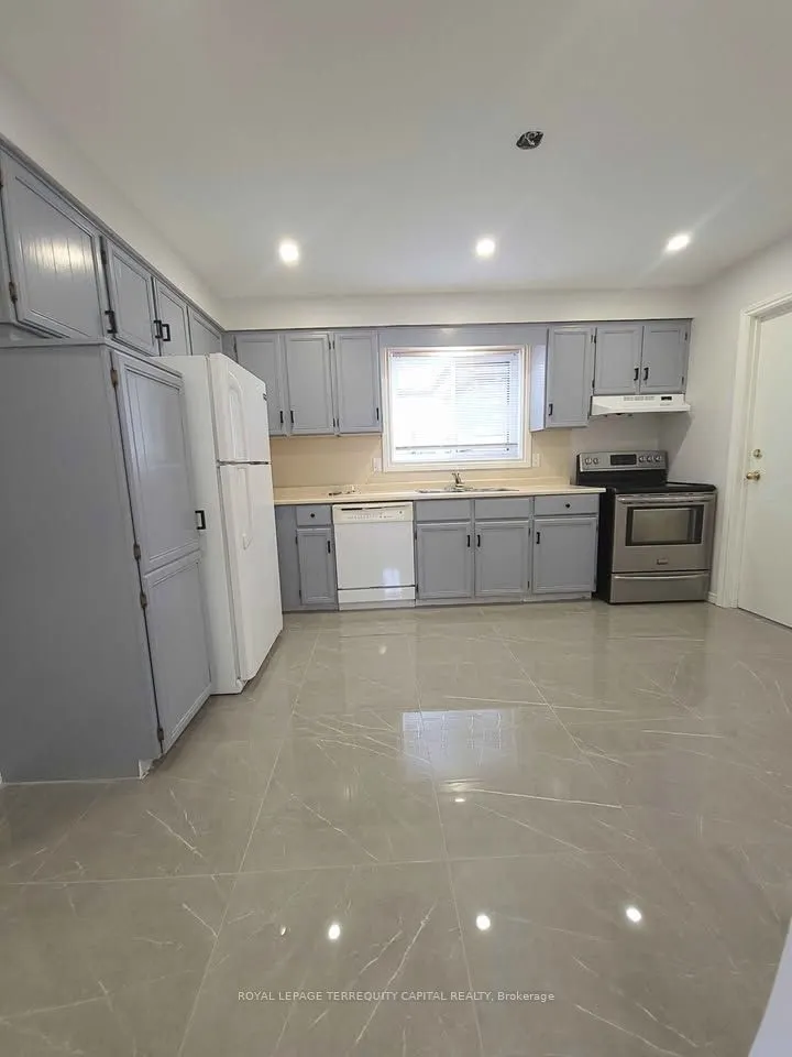 98 Buchanan Street, #Upper